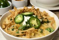 Slow-Cooker White Chicken Chili Recipe for Cozy Dinners