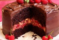 Decadent Dark Chocolate Raspberry Cake Recipe