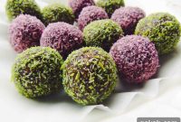 No-Bake Coconut Chocolate Bounty Bites (Raw Vegan Recipe)