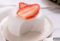 19 Desserts for Two to Share Straight from the Pan