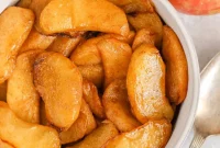 Crispy Air Fryer Baked Apples with Cinnamon and Honey