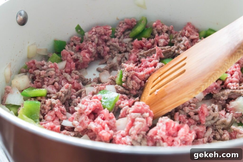Hearty Stuffed Pepper Soup Recipe for Cozy Weeknight Meals 4 Stuffed Pepper Soup-5