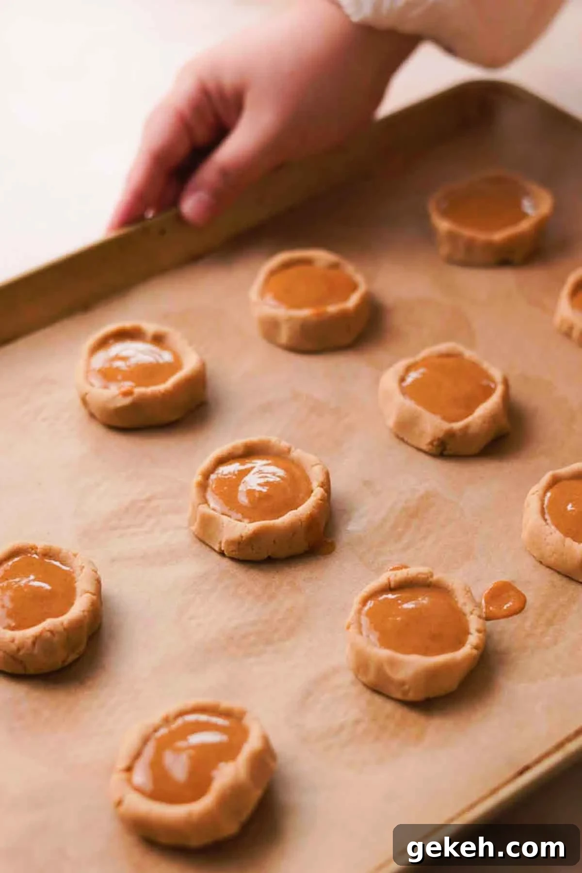 Pumpkin Pie Cookie Recipe: Soft Spiced Cookies with Cream Cheese Glaze 11 filling cookies