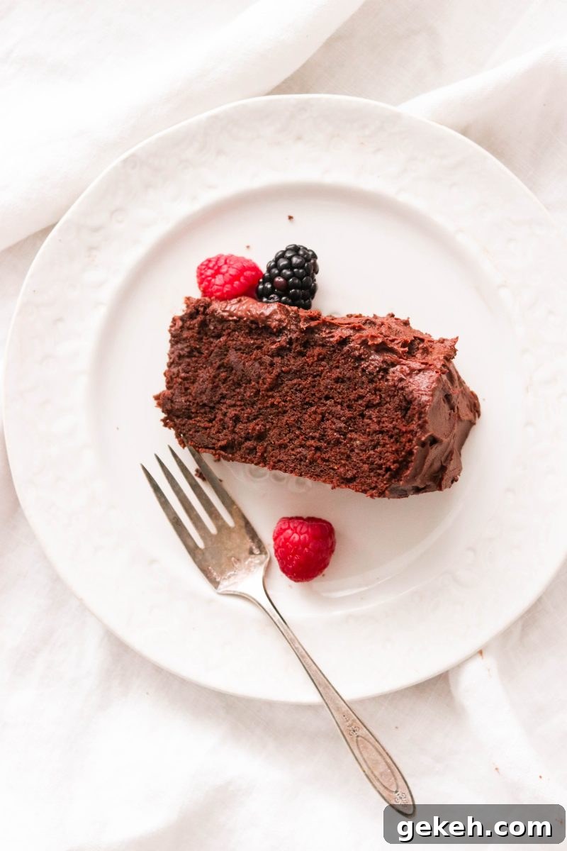 Decadent Paleo Chocolate Cake with Rich Chocolate Ganache 8 Paleo Chocolate Cake with Chocolate Ganache