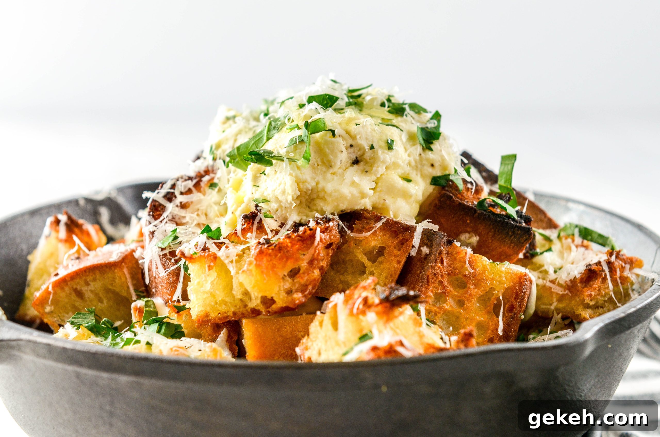 Truffle Garlic Ricotta Bread: Crispy, Savory Slices 3 Truffled Garlic Bread-3.jpg