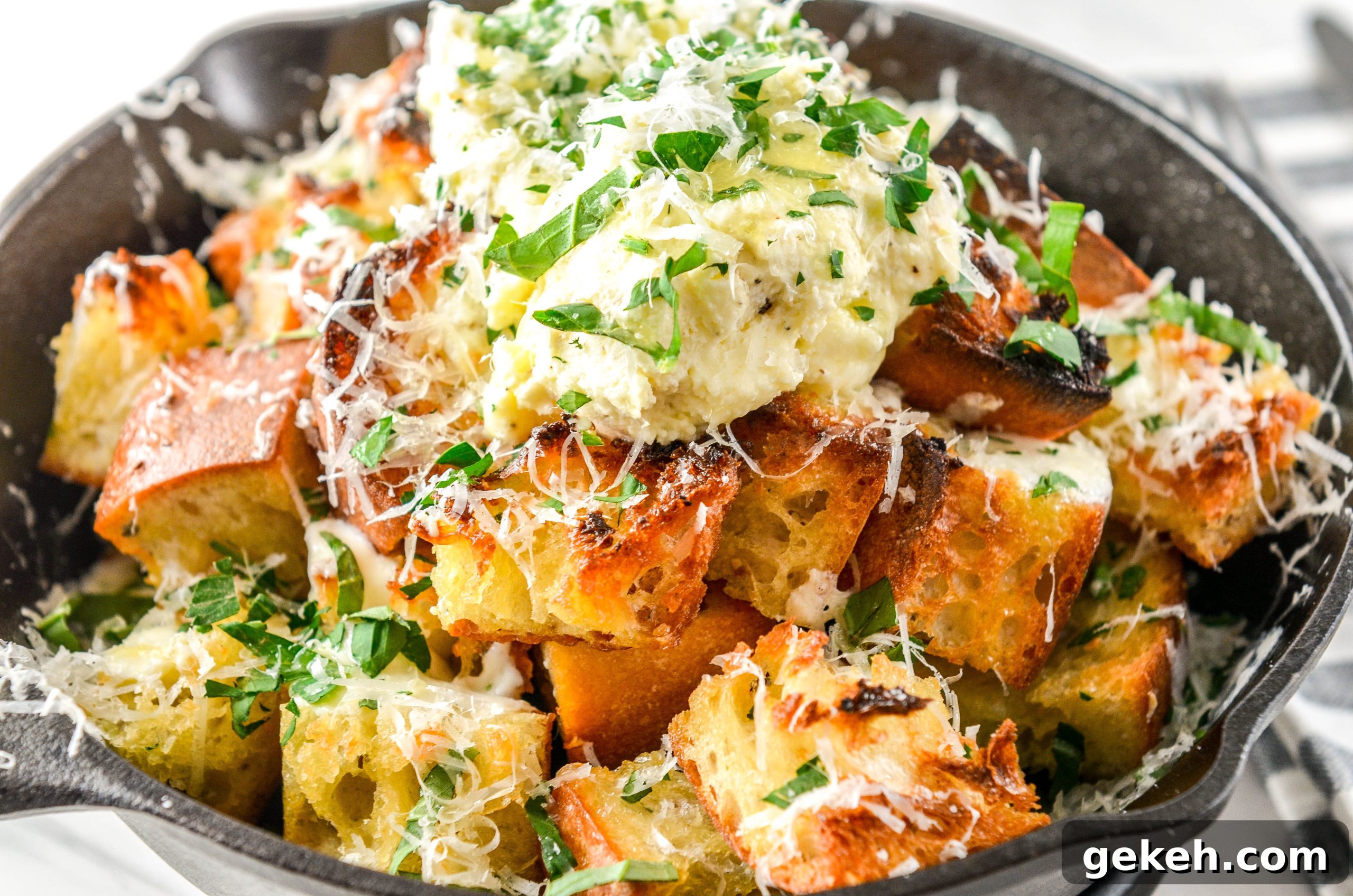 Truffle Garlic Ricotta Bread: Crispy, Savory Slices 4 Truffled Garlic Bread-2.jpg