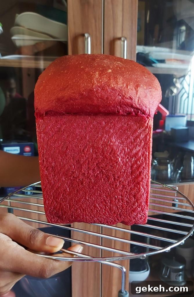 Beetroot sandwich loaf 