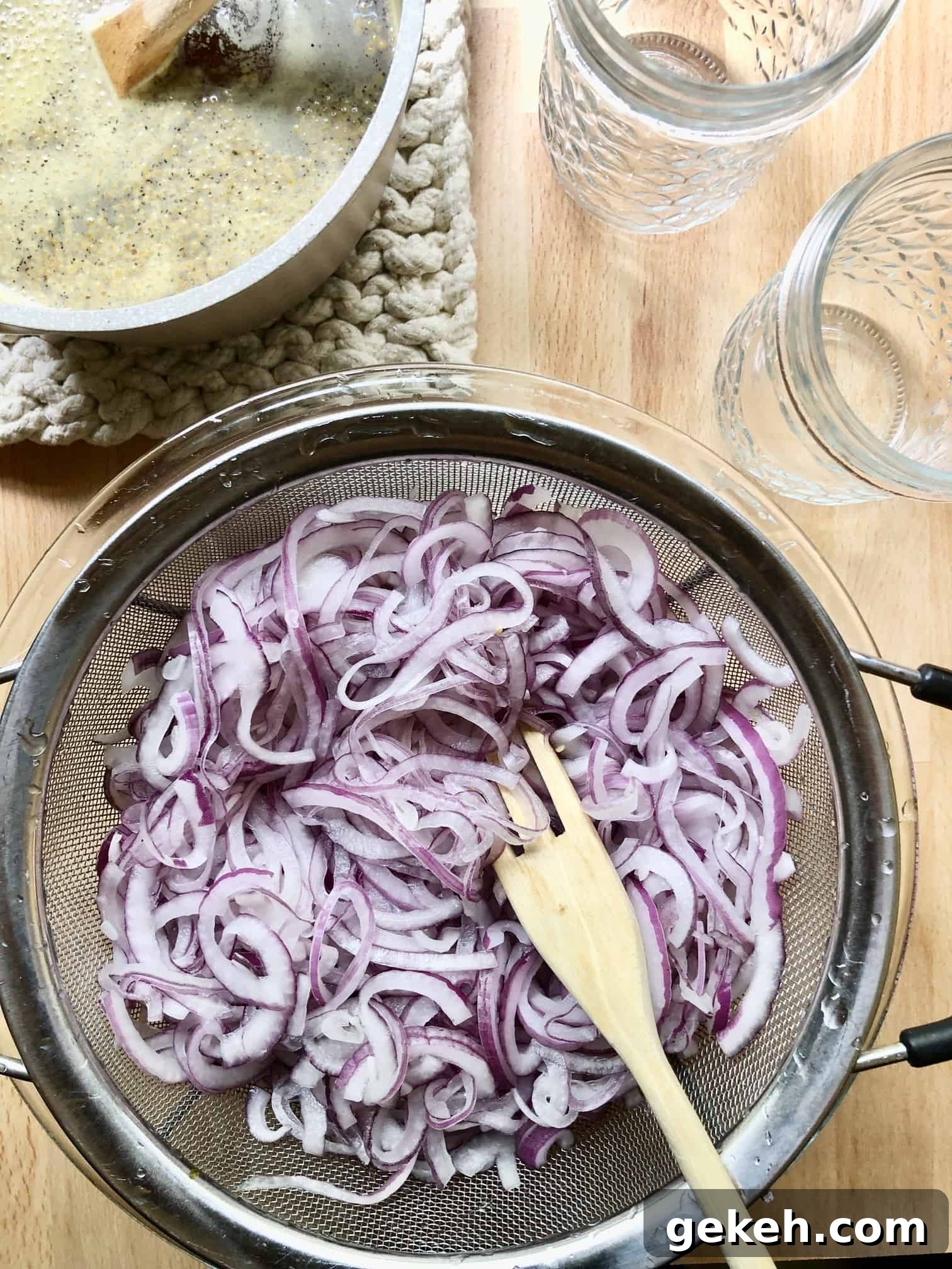 Sweet and Sour Pickled Onions Recipe for Tangy Homemade Flavor 5 sweet & sour pickled onions