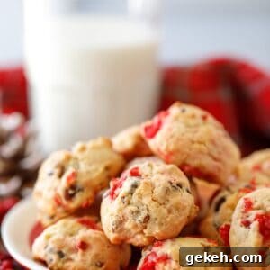 Cherry Chocolate Nut Cookies Recipe - these tasty cookies are perfect for the holiday season! #cookies #christmascookies #holidaycookies