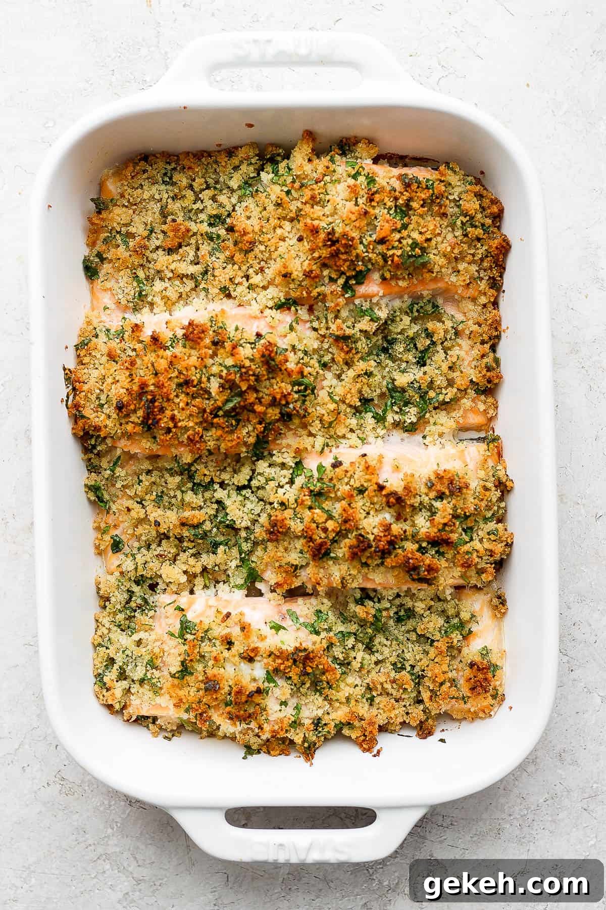 Crispy Panko-Crusted Salmon with Lemon Garlic Butter 5 Baked Salmon fillets topped with the panko seasoning mixture.