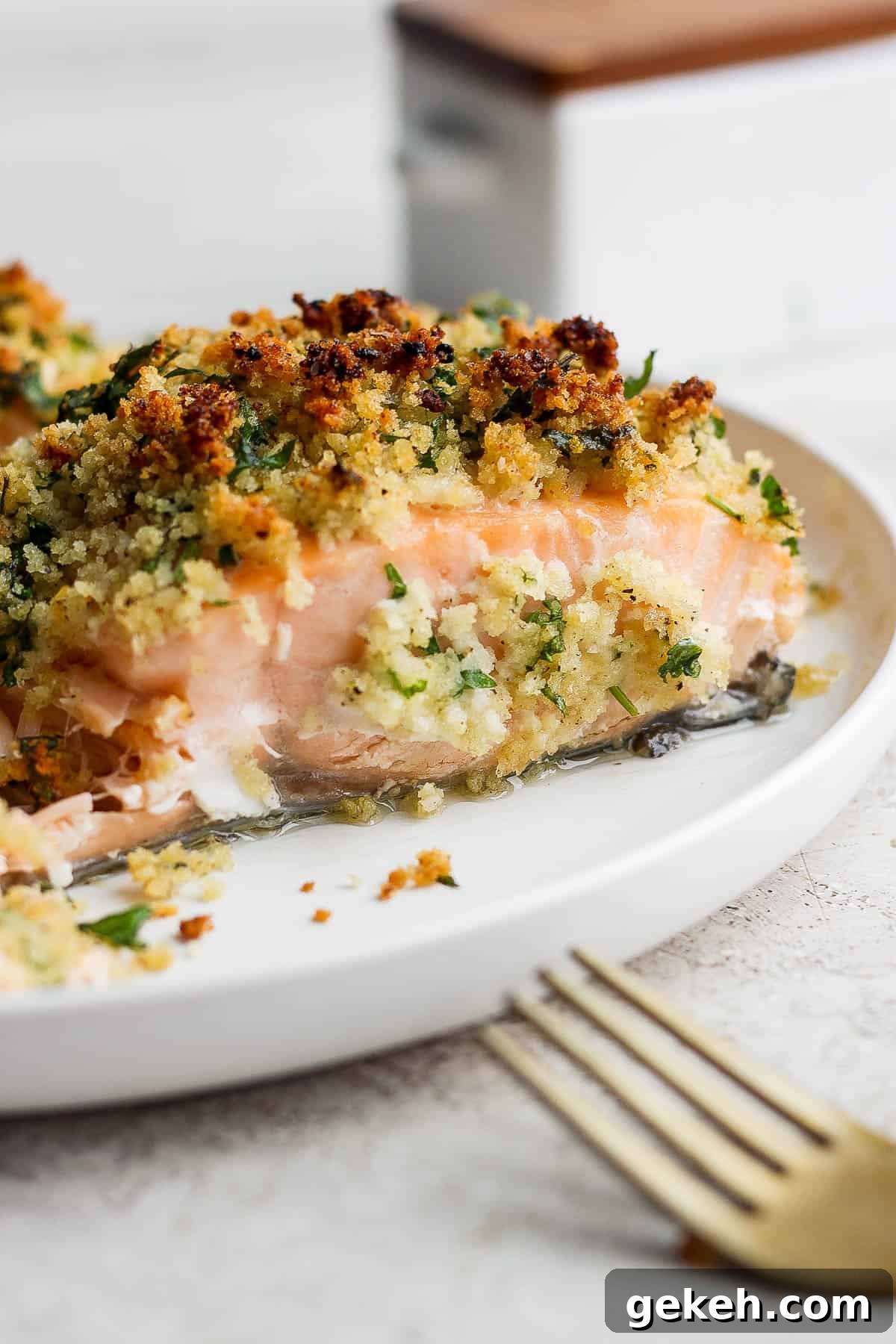 Crispy Panko-Crusted Salmon with Lemon Garlic Butter 6 A panko crusted salmon fillet on a plate.