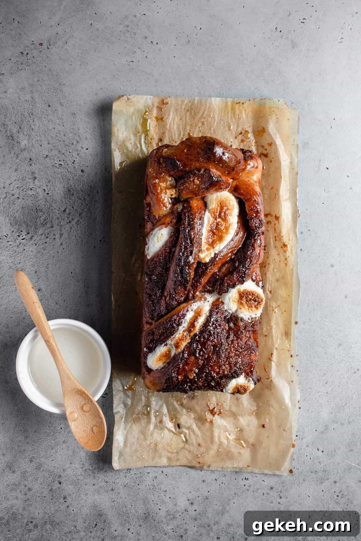 S’mores Babka Recipe: Gooey Chocolate, Marshmallow & Graham Crust 3 s'mores babka