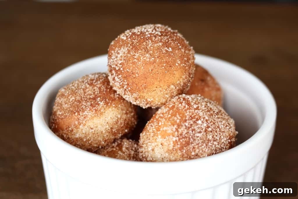 Homemade Doughnuts from a Bread Machine: Soft, Fluffy Recipe 8 Did you know you can make fluffy and delicious yeasted doughnuts in a bread machine? These homemade doughnuts are going to knock your socks off! Glazed, dipped into chocolate, or covered in cinnamon sugar, do what you want! Go nuts with your doughnuts!