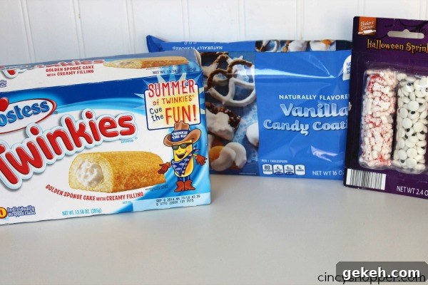 Halloween Twinkie Mummies: Simple Spooky Dessert Recipe 4 Halloween Twinkie Mummies - Super fun and easy Halloween party or treat idea.