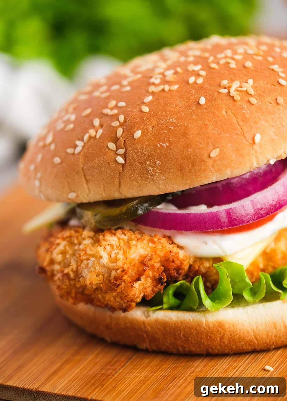 Crispy Air Fryer Chicken Sandwich Recipe 16 closeup view of crispy chicken fillet in this delicious air fryer sandwich recipe