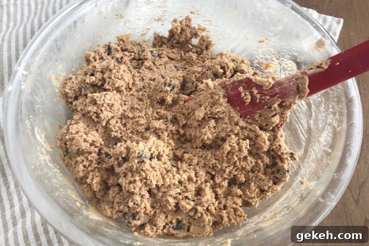 mix graham crackers into peanut butter
