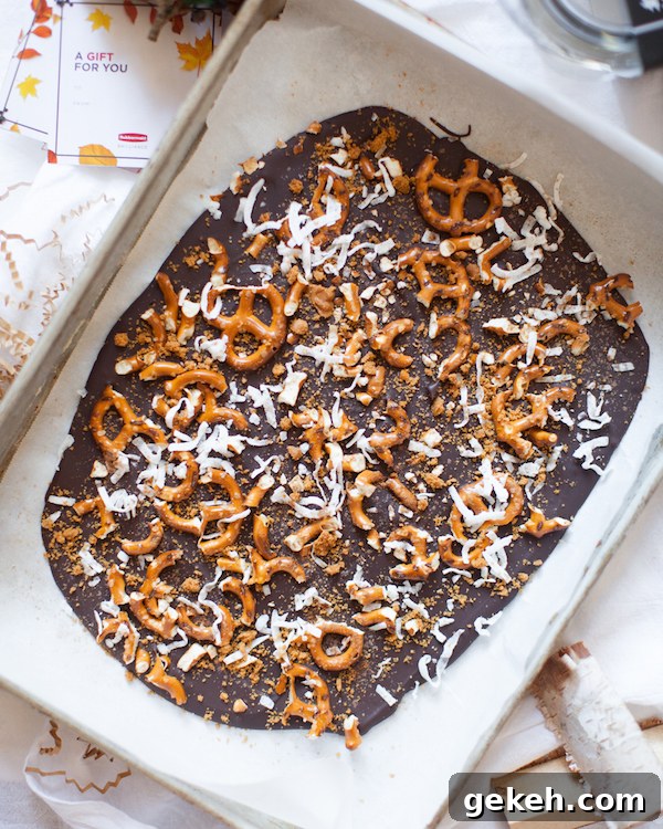 Biscoff Crumble Chocolate Bark Recipe for Irresistible Snacks 3 img 5788 2