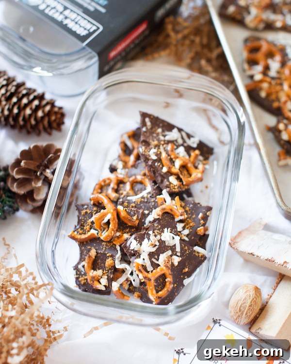 Biscoff Crumble Chocolate Bark Recipe for Irresistible Snacks 4 img 5788 3