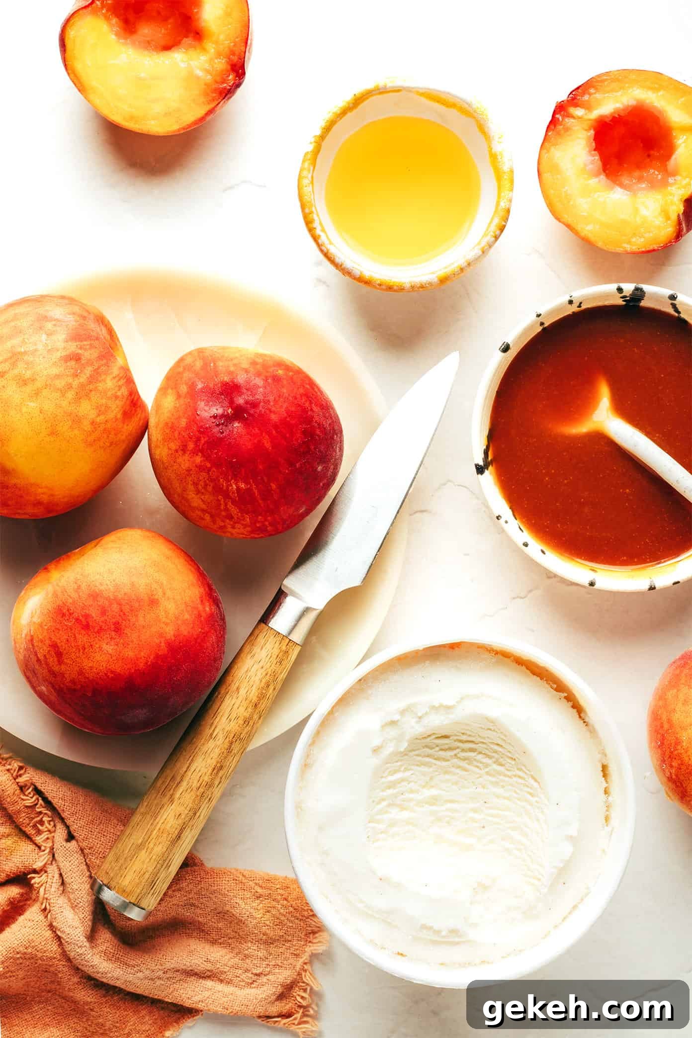 Grilled Peaches with Bourbon Caramel Sauce Recipe 4 img 61332 3
