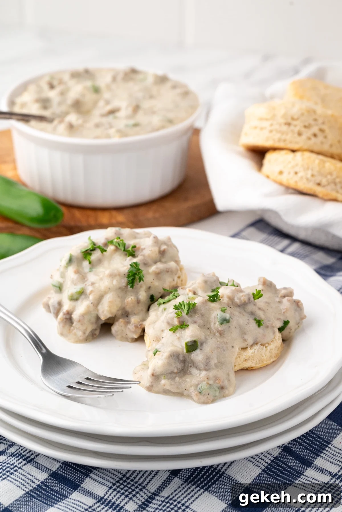 Jalapeño Sausage Gravy Recipe for Spicy Southern Biscuits 5 img 6778 4