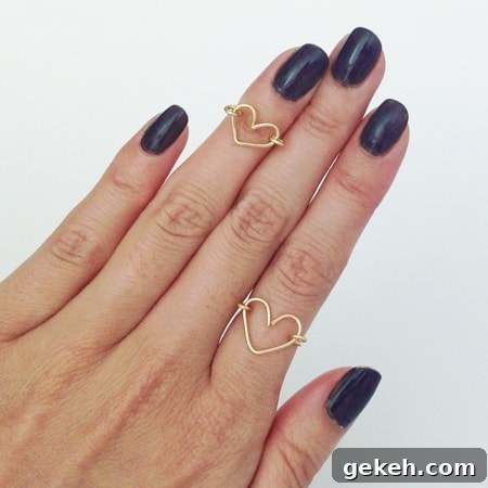 27 DIY Rings You'll Actually Want to Wear Every Day 4 Wire Heart Ring